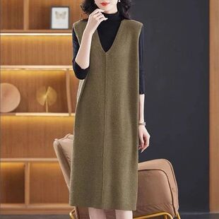 V领马甲裙女胖mm大码针织衫过膝中长款无袖连衣裙宽松时尚背心裙