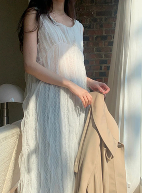 Form韩国东大门Logarden25春季新款甜美百搭气质简约吊带连衣裙女