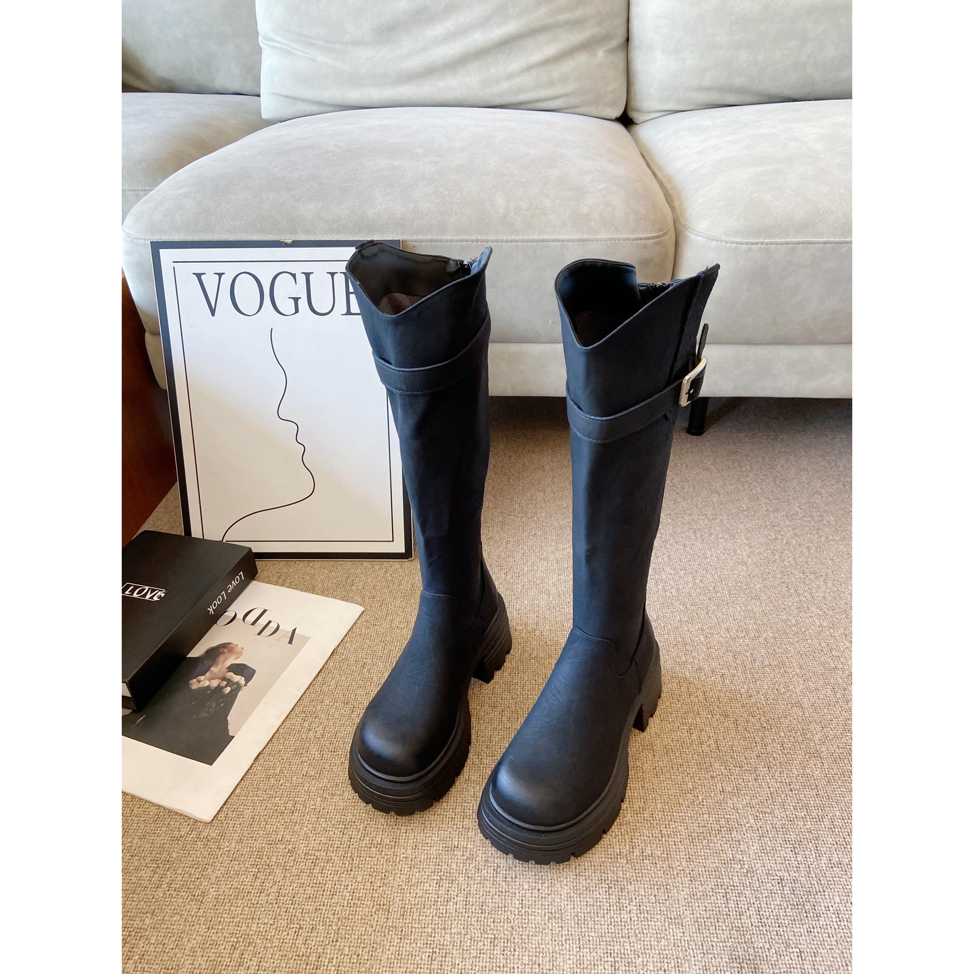 韩版冬季黑色厚底高筒靴女粗跟皮带扣后拉链长筒靴机车靴骑士靴