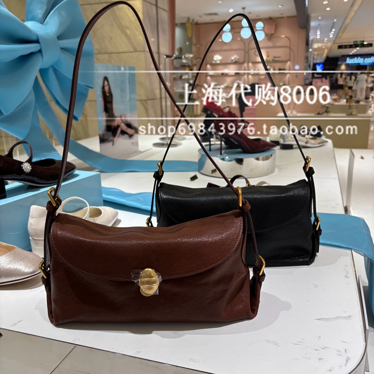 思加图2025秋季女包小方包手提包