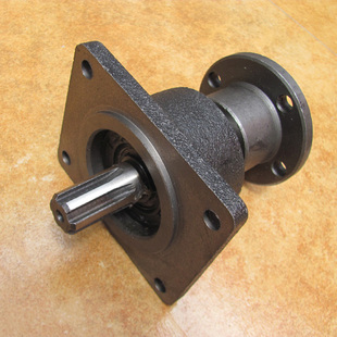 取力器输出轴联轴器 6花键8花键转法兰输出 取力器转换盘