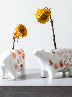 元渡 矿石花岩奶牛香插花插 碎光手工摆件室内创意礼物原创雕塑牛