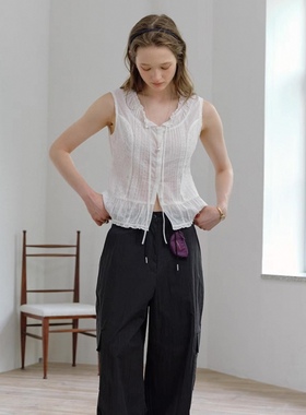 modest mood韩国衬衫法式甜美风宽松百搭蕾丝压褶V领无袖上衣女