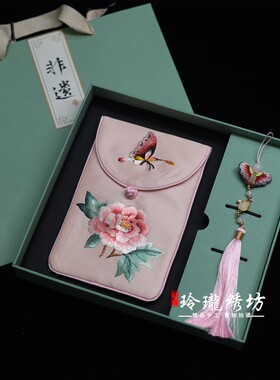 时尚胸前汉服民族风老年人小包