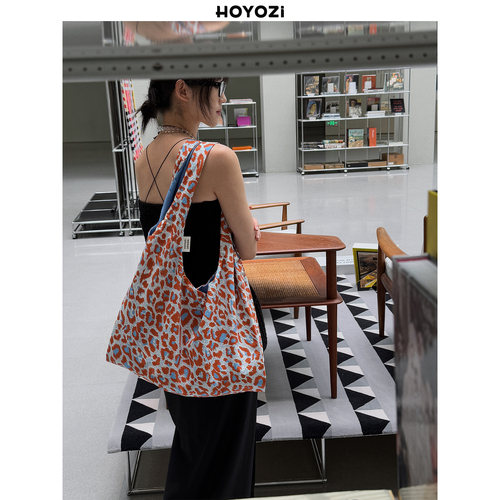HOYOZI 原创新品2026 橘色豹纹包