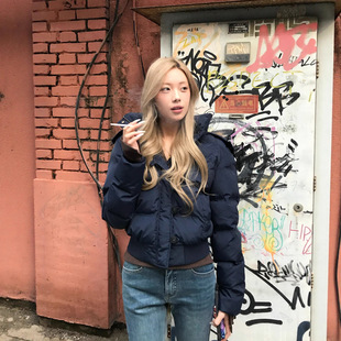 90绒2025秋冬藏青新款羽绒服女短款时尚洋气时髦感修身外套潮