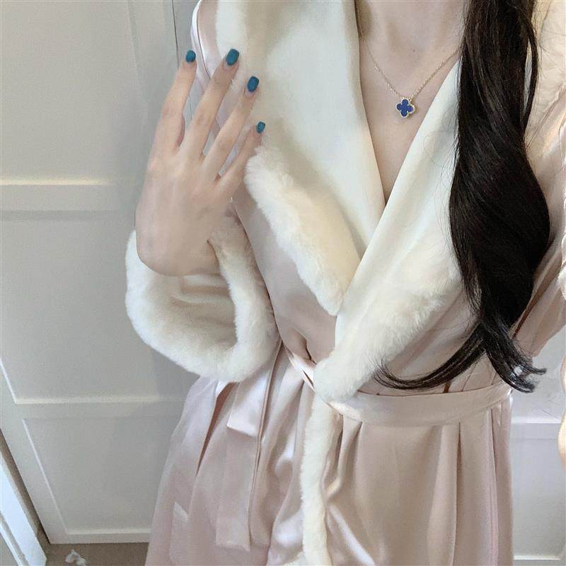 纯欲风毛绒保暖睡袍女款2025秋冬新款法式高级感家居服浴袍春秋季