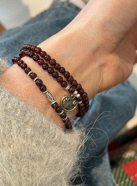 新款S925纯银平安锁锦鲤石榴石串珠手链女简约新中式三层设计手串