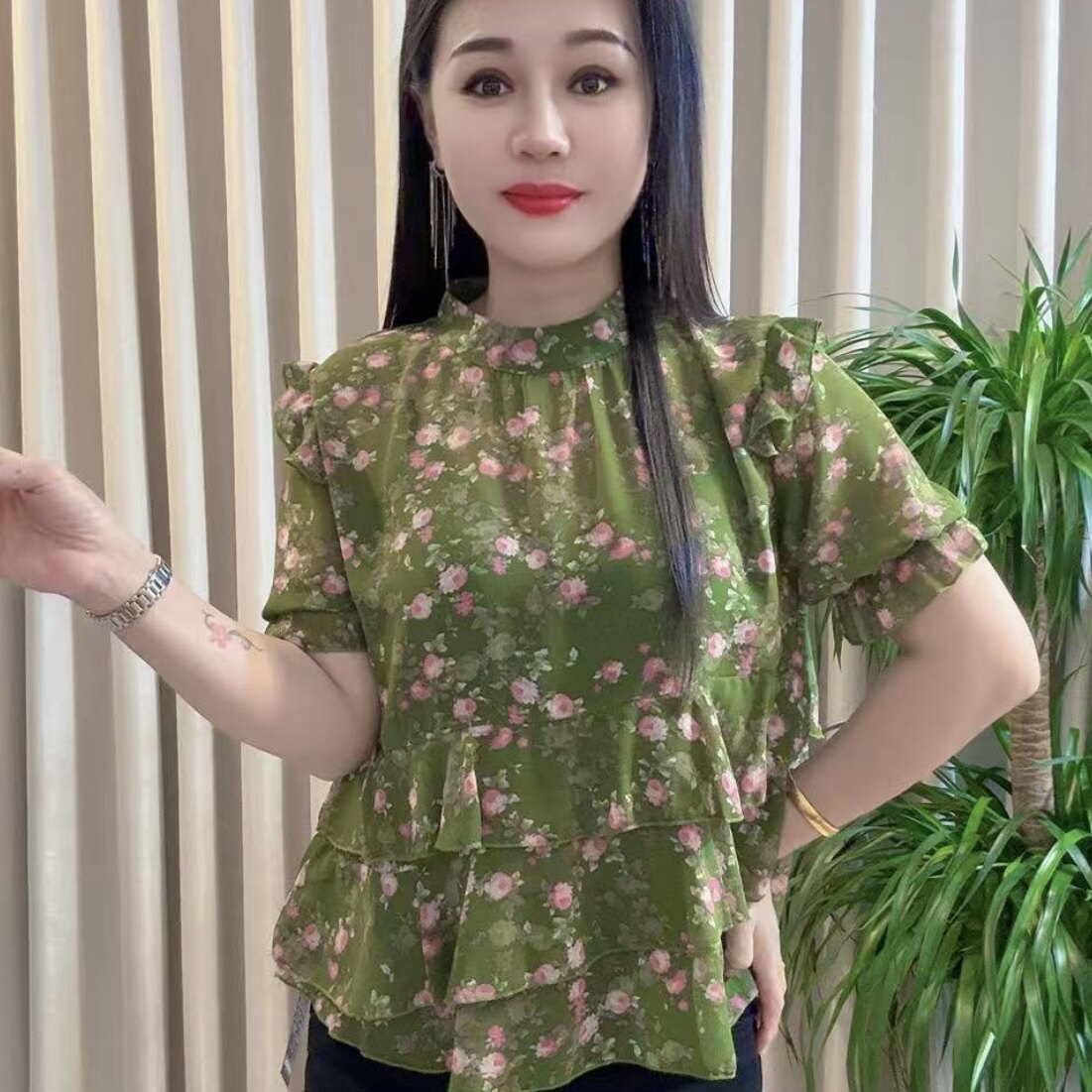 立领荷叶边碎花短袖雪纺衫女夏季爆款宽松显瘦遮肉洋气减龄打底衫
