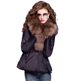 菲梦伊真毛领白鸭绒羽绒服女冬季高级感加厚保暖收腰黑色短款外套