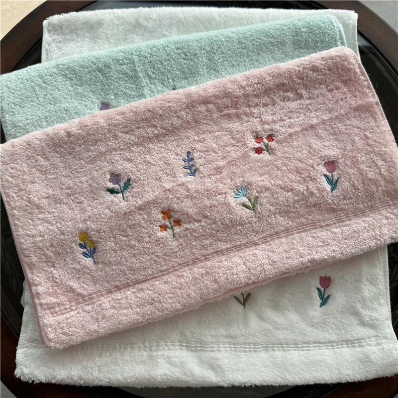 出口日本原单 棉花糖花朵刺绣简洁纯棉柔软全棉 吸水成人毛巾面巾