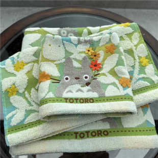 出口日本原单 宫崎骏持花朵龙猫卡通刺绣纯棉 全棉大方巾毛巾浴巾