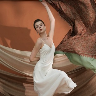 NagarNan-Pashmina系列棉线满绣那家楠克什米尔手工羊绒披肩围巾