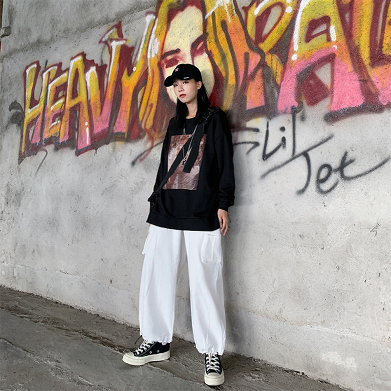 65.00元包邮白色女宽松bf2019新款显瘦潮工装裤