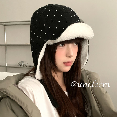 韩系波点毛绒护耳雷锋帽女款冬季