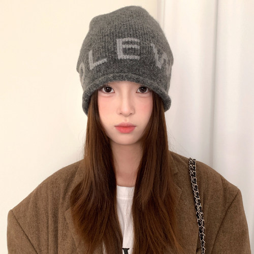 含羊毛小众卷边字母针织冷帽女冬