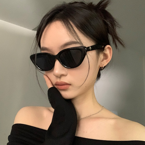猫眼复古女遮阳墨镜偏光