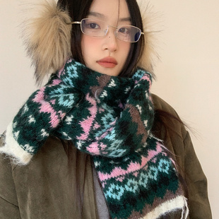 秋冬新款 复古费尔岛提花毛线围巾女保暖护颈条纹撞色围脖百搭披肩