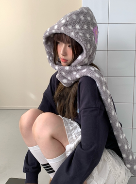 毛绒可爱波点帽子围巾一体式秋冬韩版保暖围脖护耳显脸小套头帽女