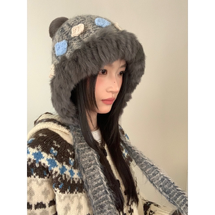 含羊毛手工钩织立体花朵毛绒帽子女冬季大头围加厚保暖针织护耳帽