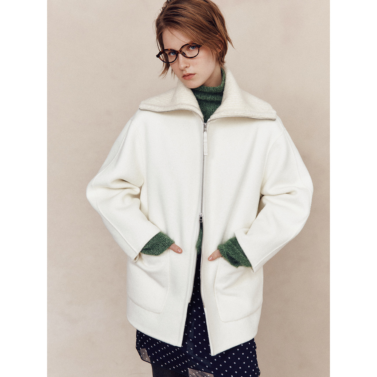 拉链高领皮革拼接廓形双面呢外套