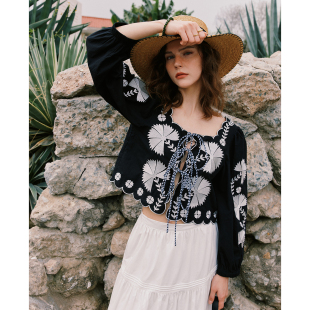 波嬉风刺绣V领系带衬衫 法式 1OO%高支数薄棉 衬衣 重工定位绣花