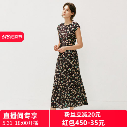 圆领小盖袖收腰显瘦碎花连衣裙