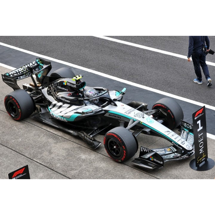 MINICHAMPS 1:64 梅赛德斯 AMG W17 2026 日本GP冠军 F1 汽车模型图片