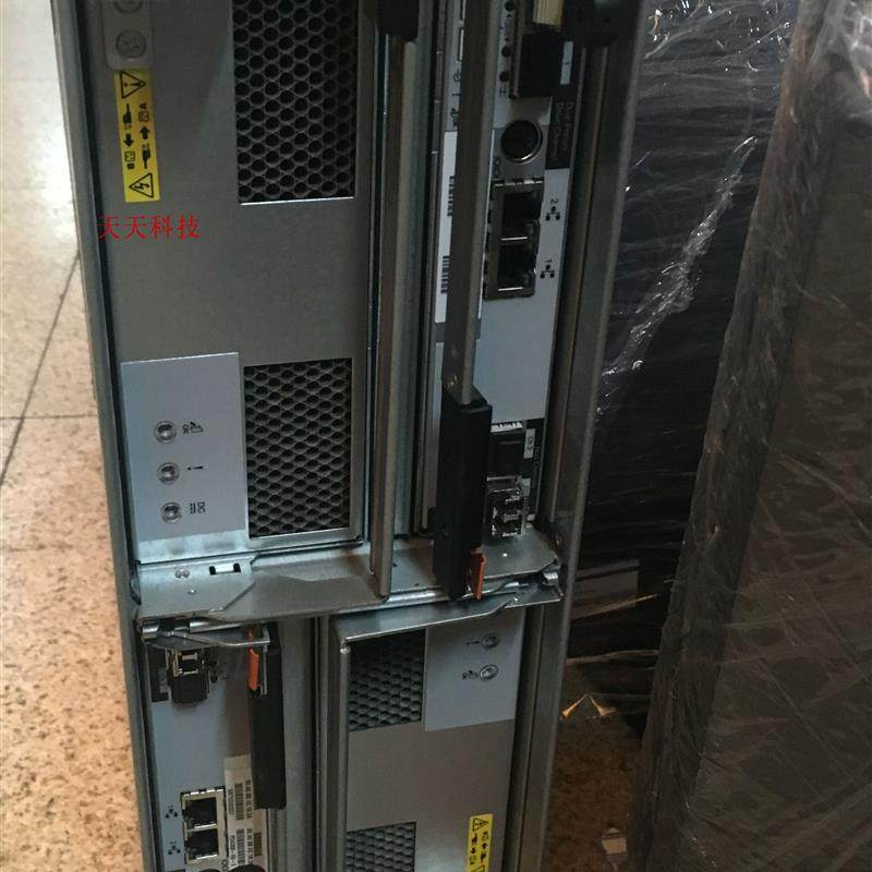 DS4700 1814-72A磁盘振列柜整机 双电双控光纤阵列柜 控制器