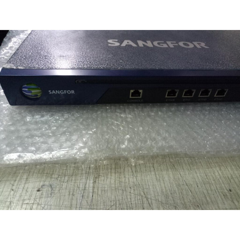 原装深信服 sangfor  sg-3200行为管理服务器成色新现货如图