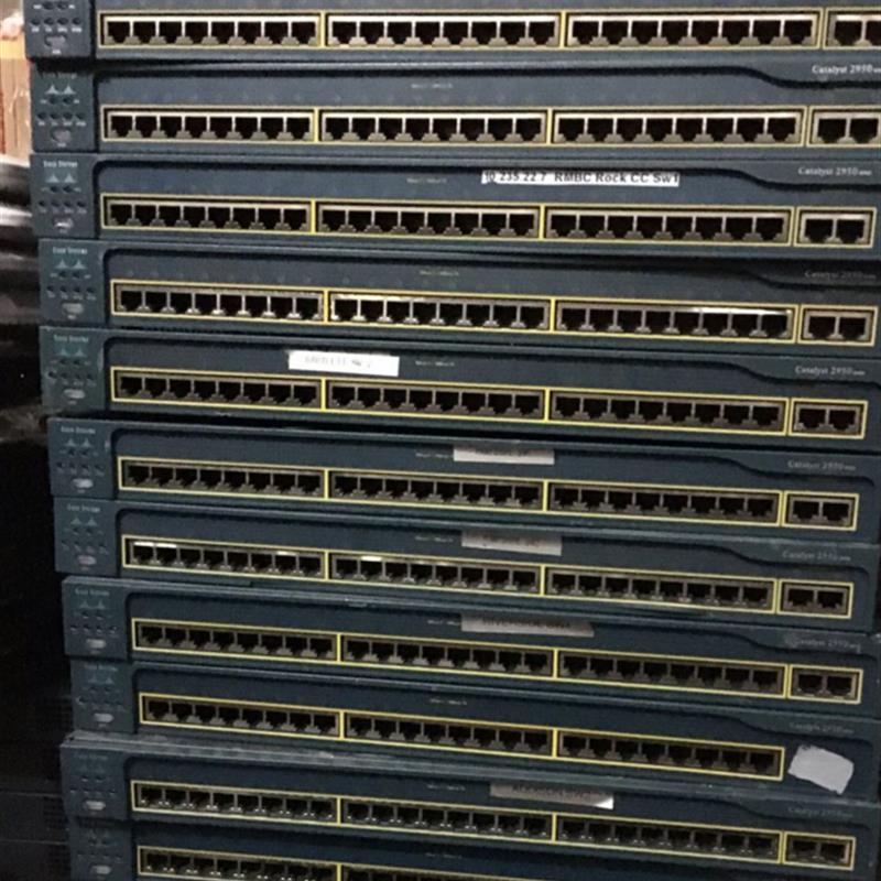 cisco/思科 WS-C2950T-24 2千兆口 端口隔离防环路VLAN管理交换机