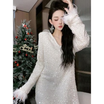 高级亮片百搭气质T恤上衣连衣裙女春秋设计感毛毛袖口时髦长裙子