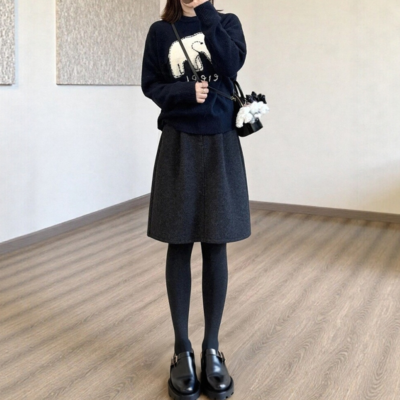 毛呢中裙不愧是秋冬战裙！