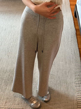 松弛感灰色微喇阔腿裤大码运动卫裤女夏季薄款小个子巨好看九分裤