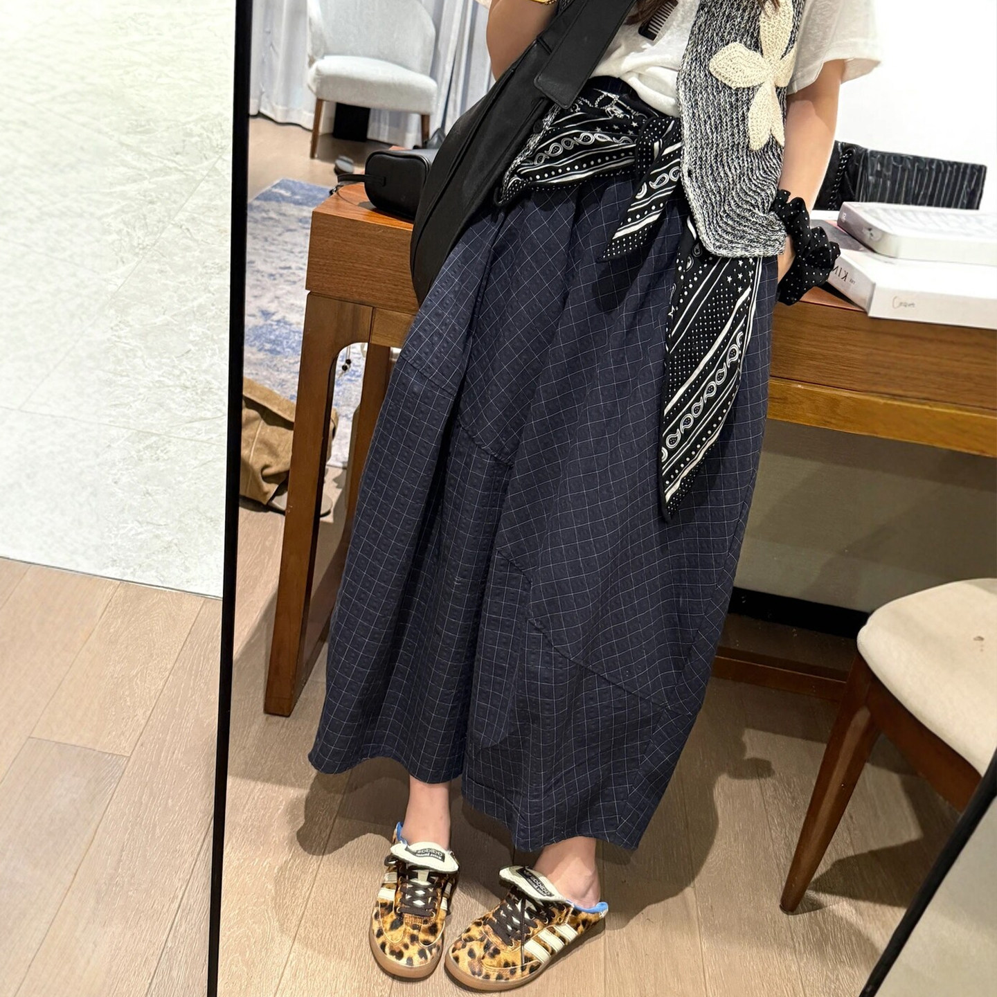 藏青色格子花苞裙大码女夏季气球灯笼裙子小个子梨型身材伯克利裙