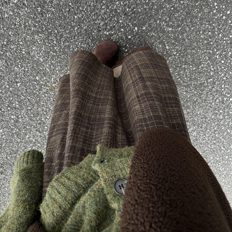 氛围感复古碎花毛呢半身裙~