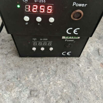 光源控制器HF-NCP24V125T24，控制2个光源，通讯
