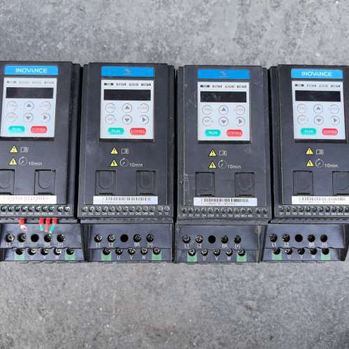 汇川变频器，型号MD200S0.4-CAN和MD200S0.