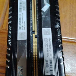 个人自用AVEXIR宇帷DDR4内存条，4GB×2套装，24
