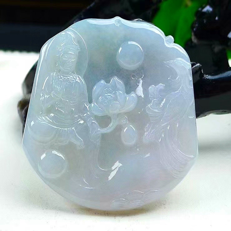 天然A货缅甸翡翠 精美水润   冰种莲花观音 玉质细腻