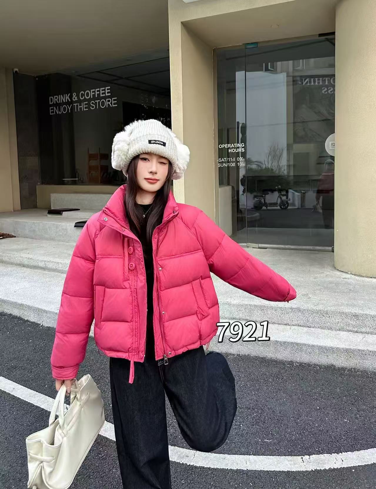 秋冬刚需2025冬季新款韩版宽松加厚立领保暖羽绒服 短款减龄外套