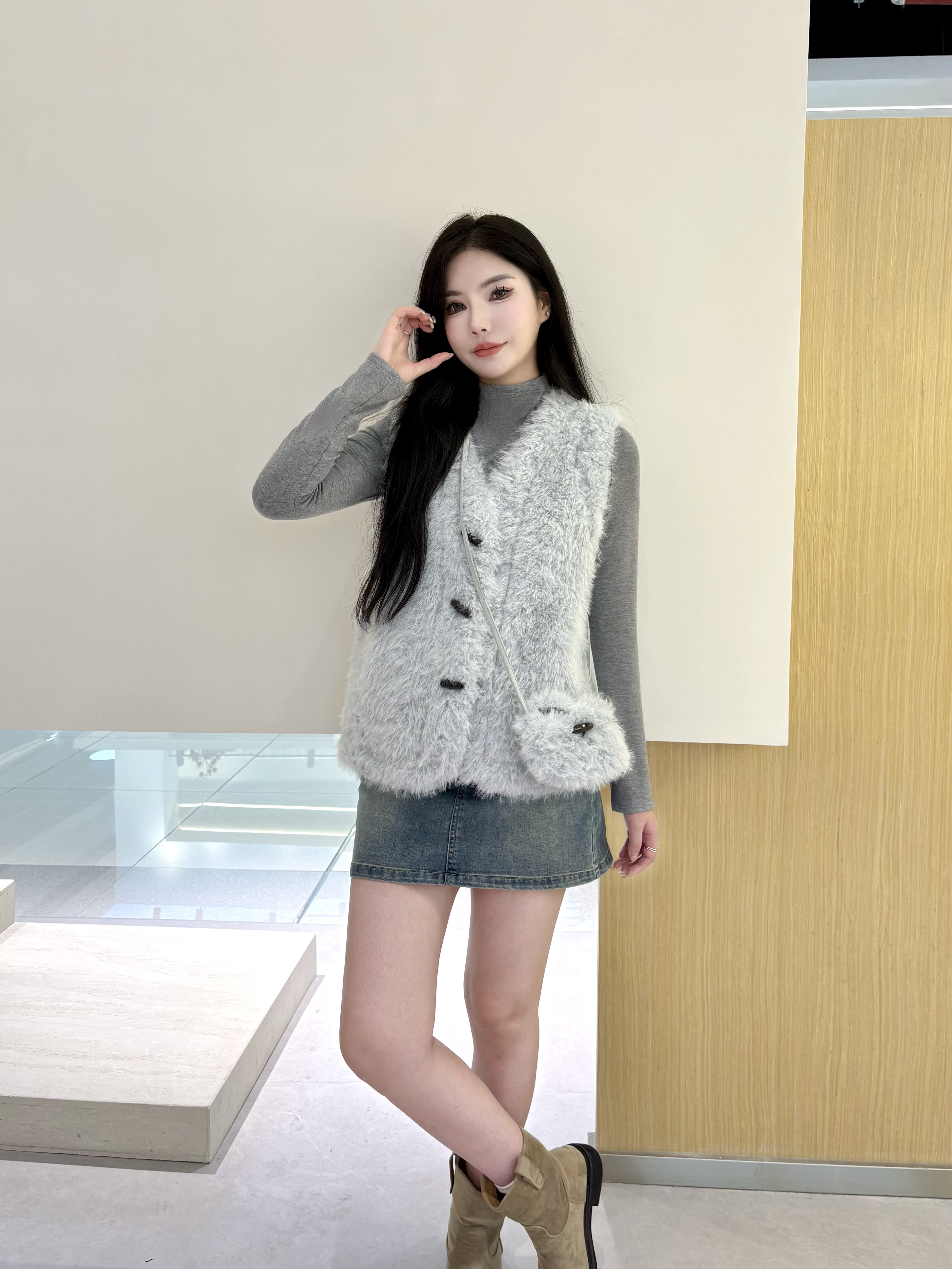 羊羔毛马甲2025秋冬新款韩系高级感皮毛一体外套毛绒马夹背心S139