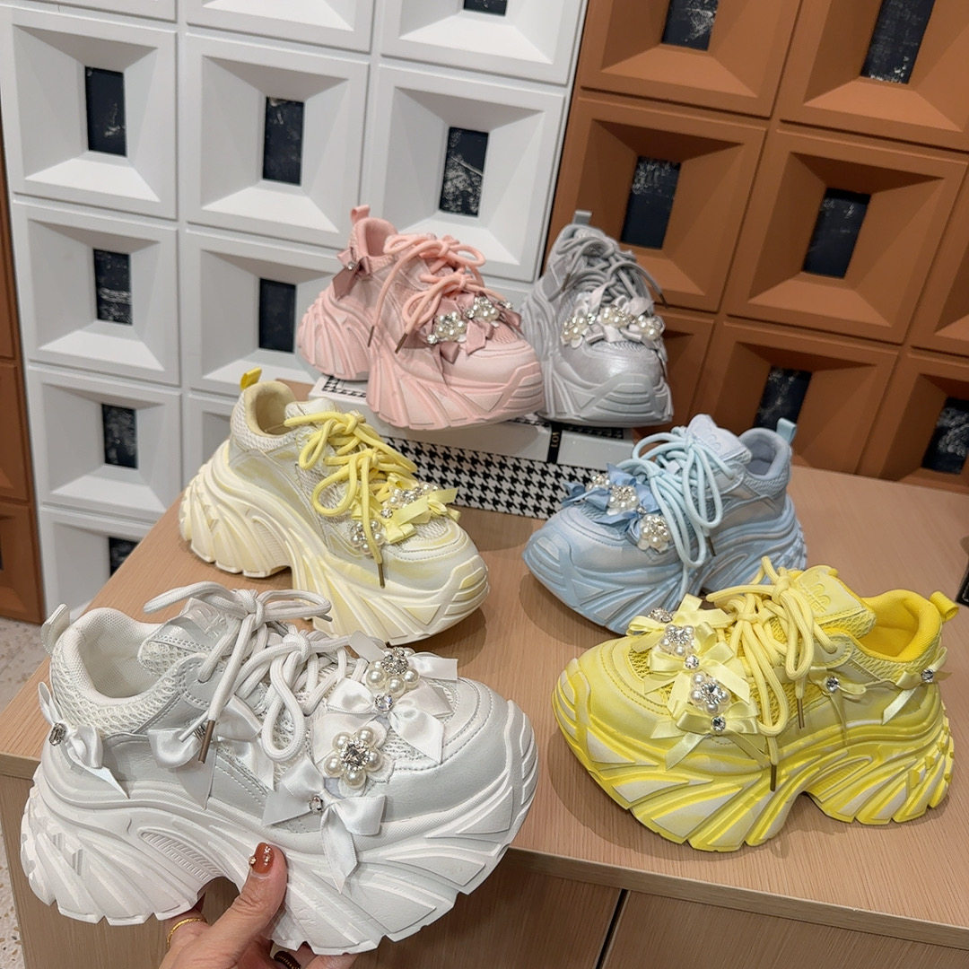 欧货重工花朵水钻绑带厚底老爹鞋女ins潮韩版轻便增高透气运动鞋