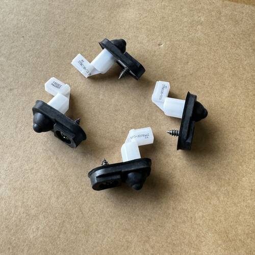 适用斯威X3X7前后车门感