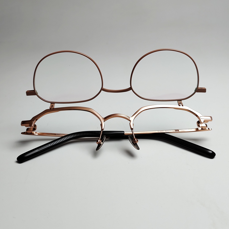 日本眼镜可上翻近视眼镜框女配老花镜男款翻盖眼镜架纯钛超轻宽脸