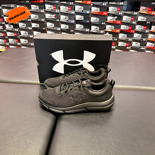 安德玛 UA Charged Assert 10男子轻便运动跑步鞋3026175