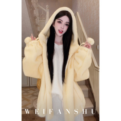 凡舒轻奢 绒绒眷恋2025年秋冬新款高领时尚保暖环保毛外套百搭