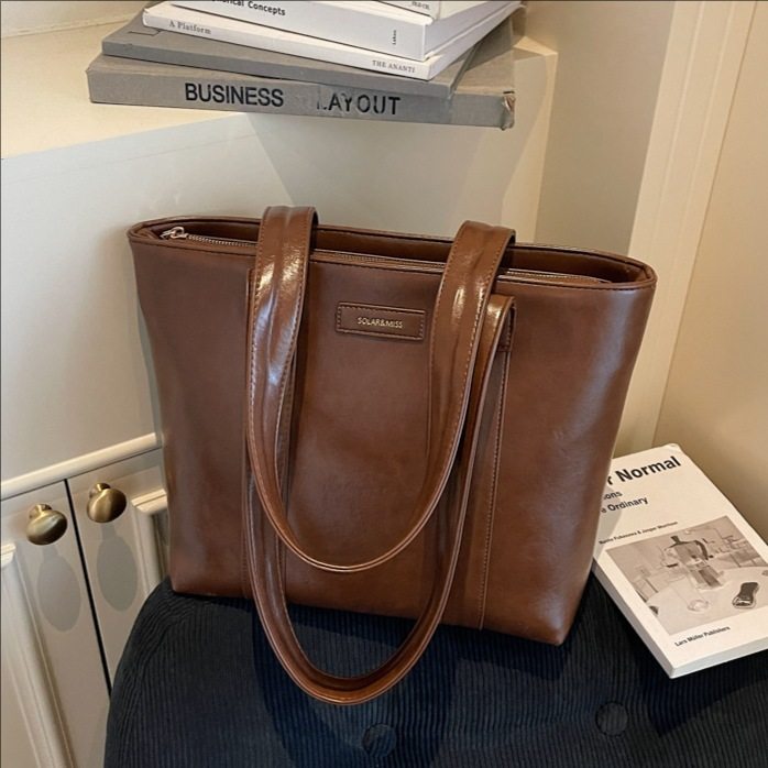 四喜童瑶沈明珠许知夏蒋欣他为什么依然单身顾叶嘉朱珠同款包包女