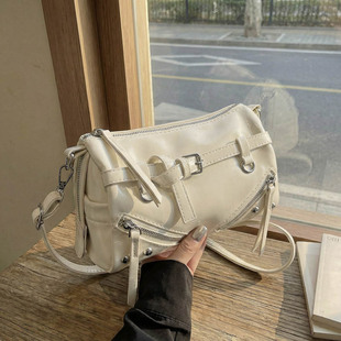 人之初吴飞飞马思纯曲梦唐嫣骄阳似我聂曦光赵今麦叶容同款包包女