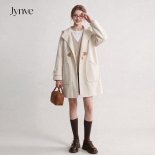 Jynve 米白色韩系连帽毛呢外套女2026秋冬款学院风牛角扣呢子大衣